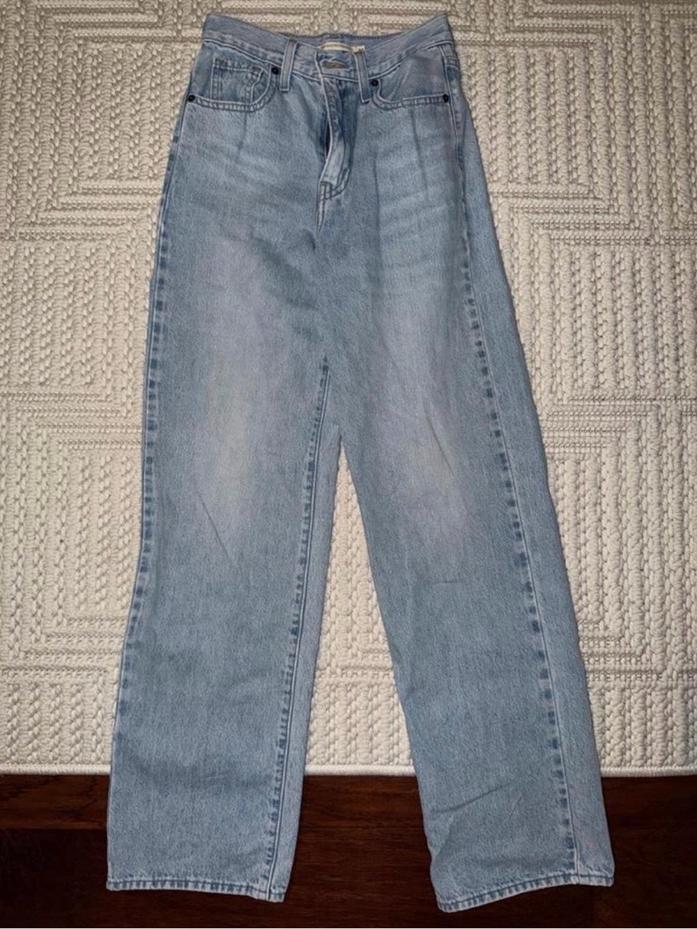 Levi's High-Rise Wide Leg Jeans - Light Blue Wash